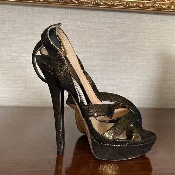 Jimmy Choo - Picture 5 of 8